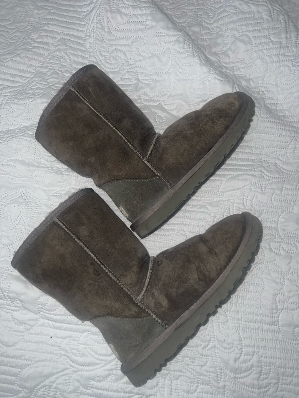 UGG Classic Boots - Women